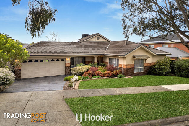 6 Loders Way BERWICK VIC 3806