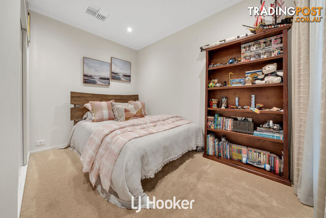 6 Loders Way BERWICK VIC 3806