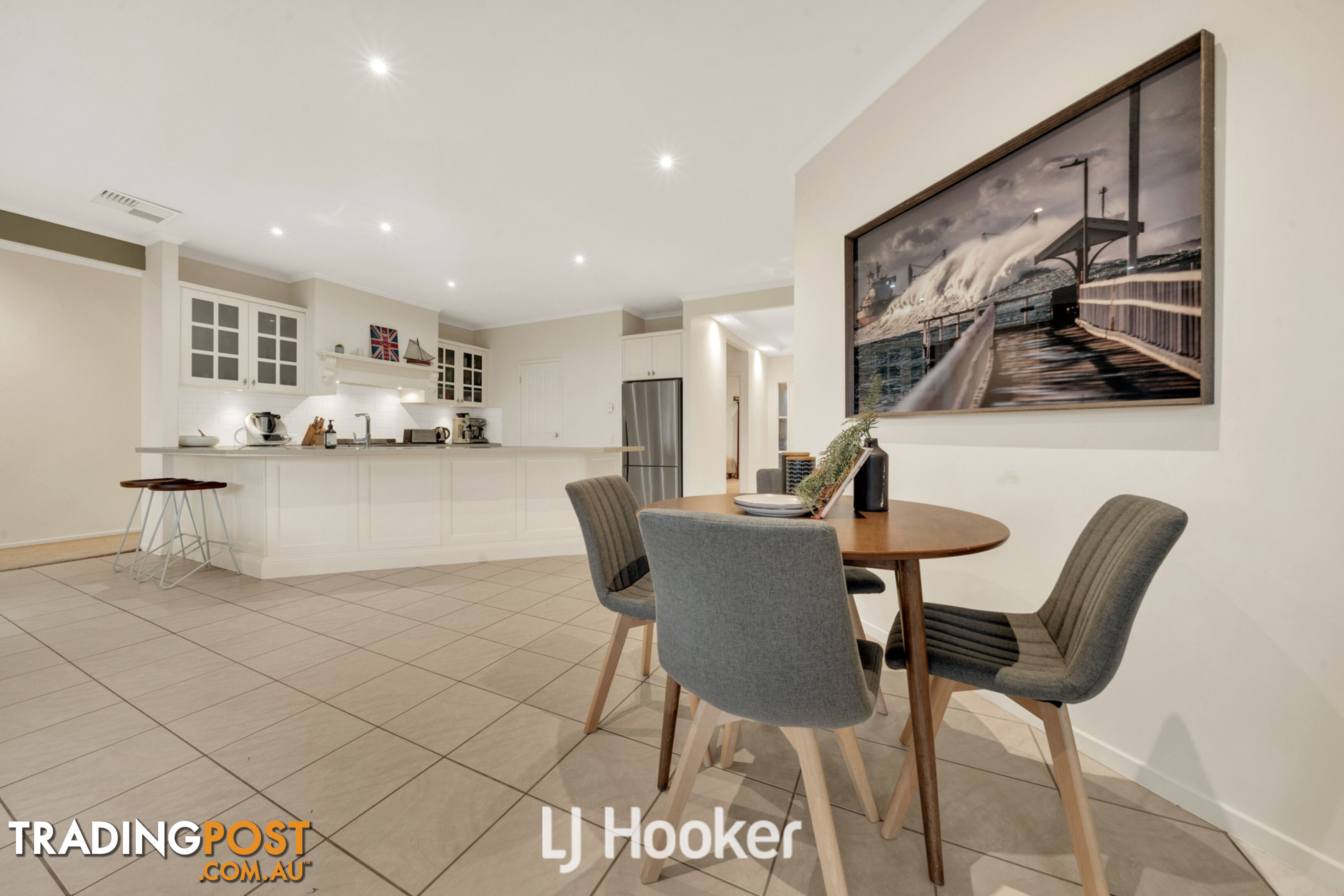 6 Loders Way BERWICK VIC 3806