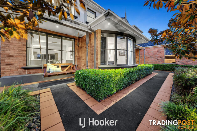 16 Mandurah Chase BERWICK VIC 3806