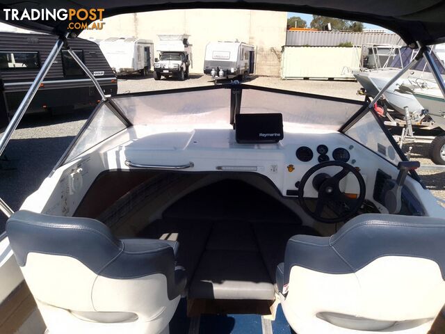 YALTA CRAFT ODESSA 18-100HP YAMAHA 4 STROKE AND DUNBIER TANDEM TRAILER