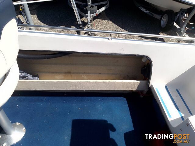 YALTA CRAFT ODESSA 18-100HP YAMAHA 4 STROKE AND DUNBIER TANDEM TRAILER