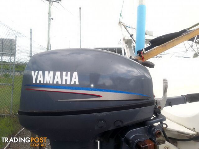 BLAZER 740 TRAILER SAILOR 7.4M SAIL BOAT -15HP YAMAHA 2 STROKE OUTBOARD AND TRAILER