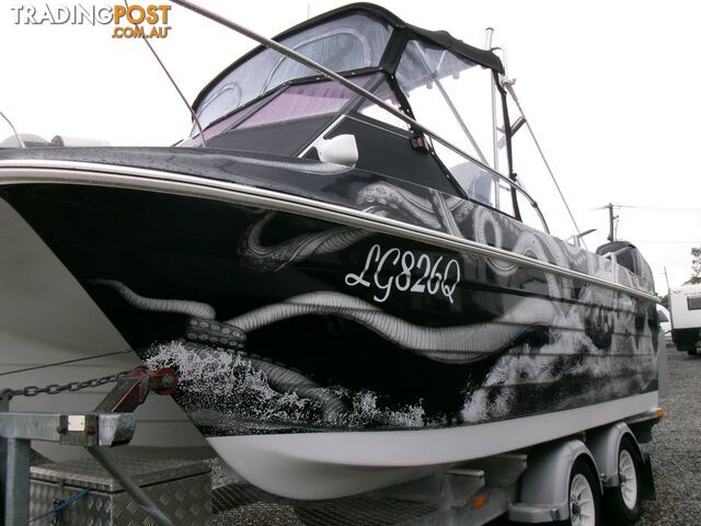 USED BRUCE HARRIS 560 SHARK CAT (2019 REBUILD) POWERED BY 2013 90HP 4 STROKE MERCURY OUTBOARDS ON A 2014 DUAL AXLE BEN CAMPBELL CUSTOM HD GALVANISED TRAILER - photo 4 of 28