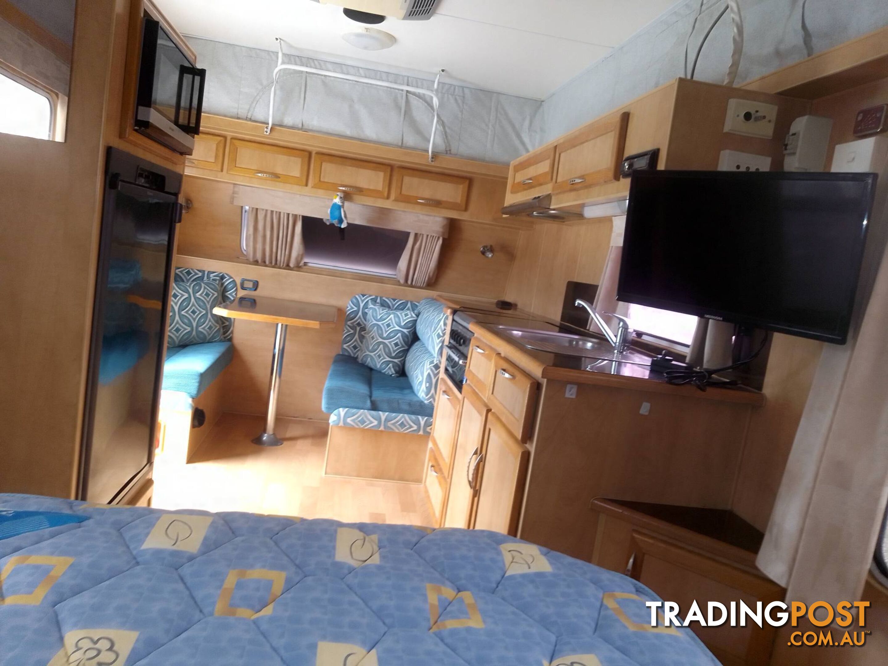 2009 BILLABONG BUDGEE 17.5FT TOURING CARAVAN