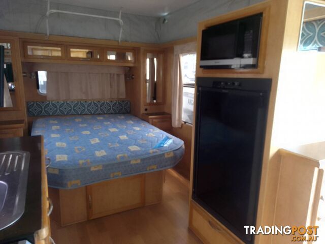 2009 BILLABONG BUDGEE 17.5FT TOURING CARAVAN