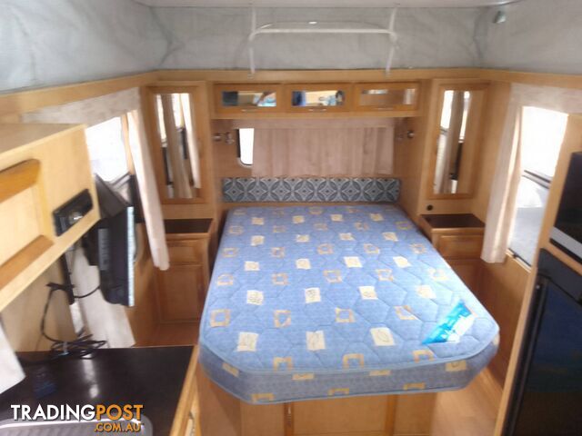 2009 BILLABONG BUDGEE 17.5FT TOURING CARAVAN