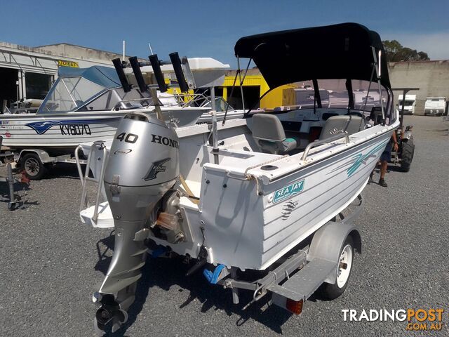 SEA JAY 435 CLASSIC 4.5M RUNABOUT-40HP HONDA 4 STROKE OUTBOARD AND TRAILER