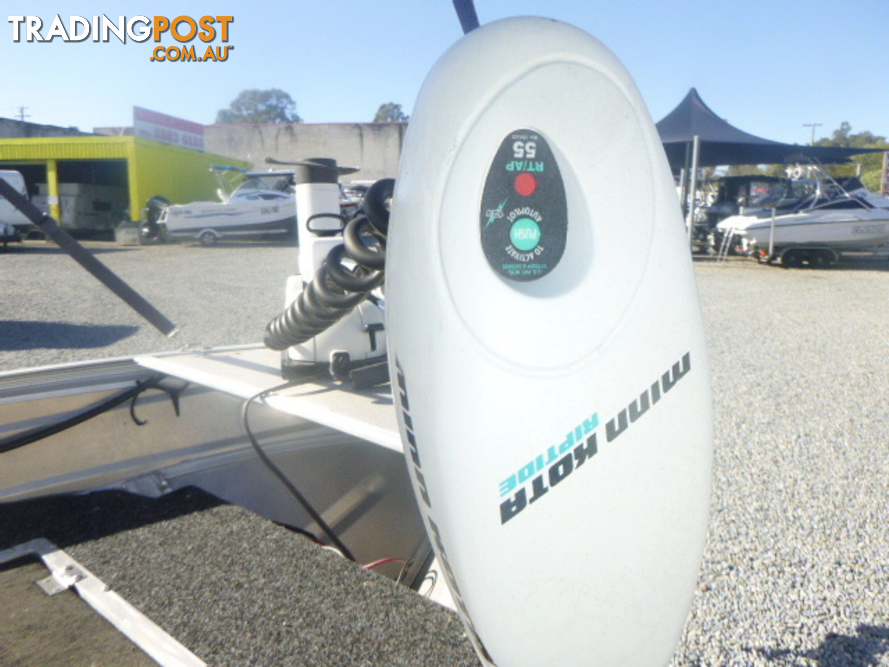 STESSCO TRIPPER 349 -18HP TOHATSU OUTBOARD & TRAILER