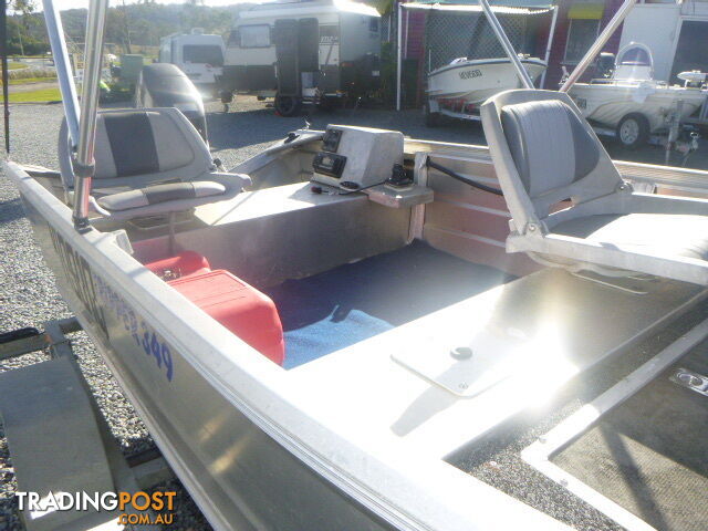 STESSCO TRIPPER 349 -18HP TOHATSU OUTBOARD & TRAILER