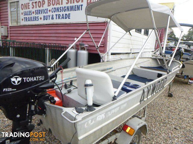 CLARK 3.1 CLIPPER DINGHY WITH 15HP 4 STROKE TOHATSU AND TRAILER