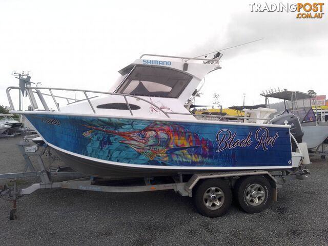 QUINTREX 610 OFFSHORE HALF CABIN-YAMAHA 225HP 4 STROKE AND TRAILER