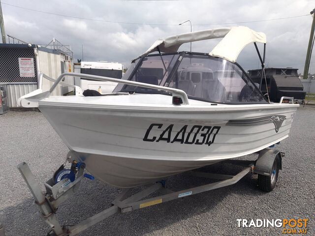 QUINTREX BREEZEABOUT 40HP EVINRUDE OUTBOARD 2 STROKE AND TRAILER