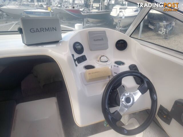 USED 2014 BAYSPORT 585 SPORTS POWERED BY 2014 100HP 4 STROKE YAMAHA OUTBOARD ON A SEA-LINK DUAL AXLE GAL TRAILER - photo 5 of 15