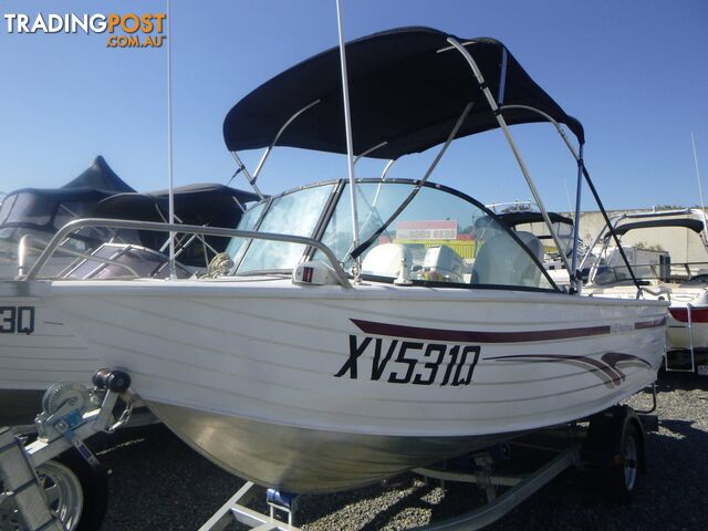 BROOKER 485 BAY CHASER - YAMAHA 70HP OUTBOARD AND TRAILER