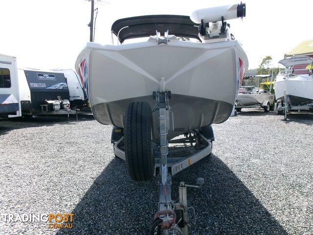 USED 2018 QUINTREX 530 FREESTYLER POWERED BY A 2016 130HP EVINRUDE ETEC ON A 2023 SINGLE AXLE GALVANISED STONEGATE BOAT TRAILER - photo 4 of 25