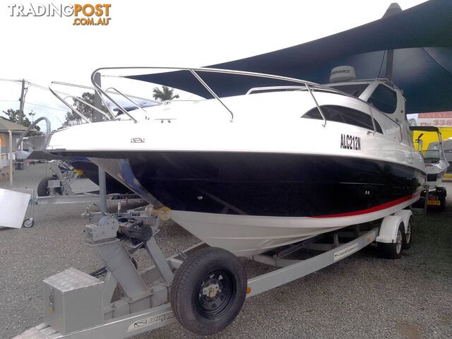 WHITTLEY CR2800 30FT CABIN CRUISER -VOLVO PENTA 5.7LITRE STERNDRIVE 300HP AND TRAILER