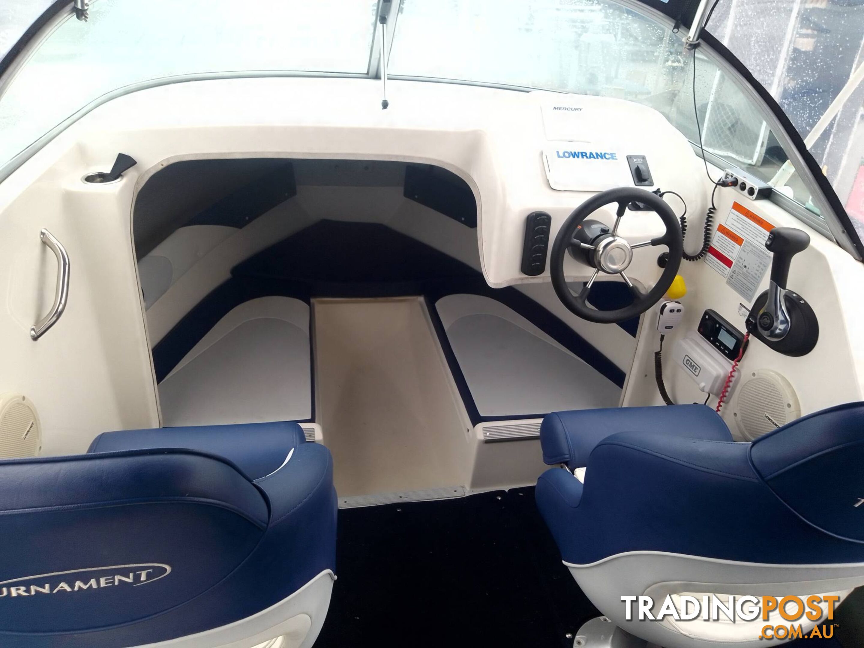 TOURNAMENT 1750 HALF CABIN WITH 115HP MERCURY AND TRAILER