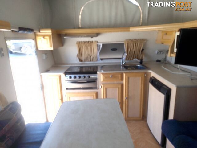 2009 COROMAL EXCEL 511 16.5FT TOURING CARAVAN