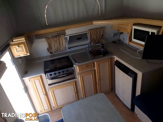 2009 COROMAL EXCEL 511 16.5FT TOURING CARAVAN