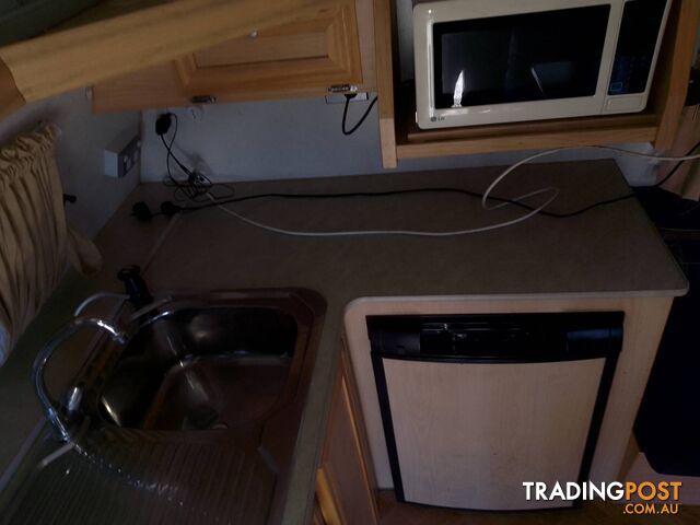 2009 COROMAL EXCEL 511 16.5FT TOURING CARAVAN