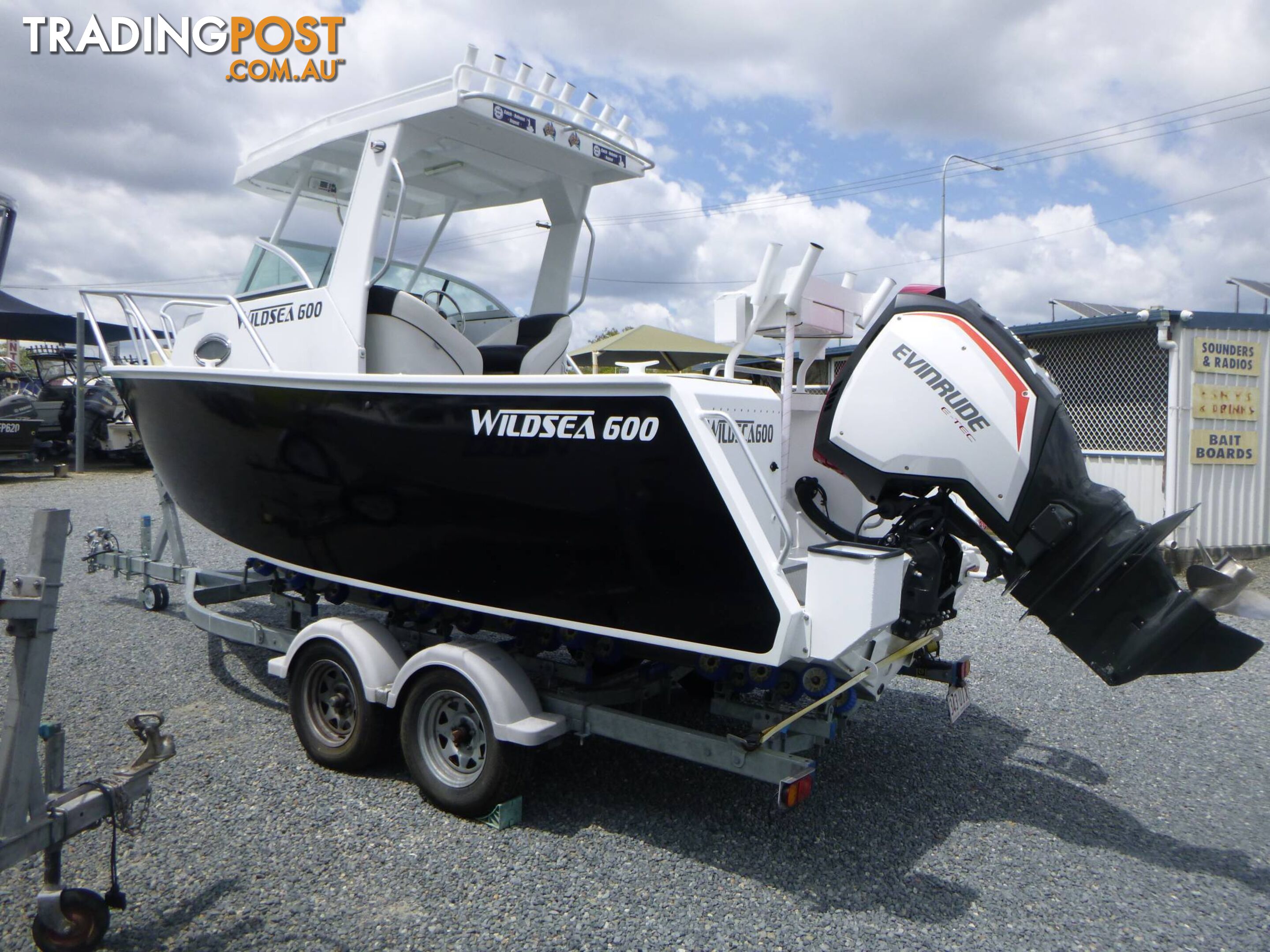 WILDSEA 600 WALKAROUND PLATEY-175HP ETEC AND 2019 AORT TRAILER