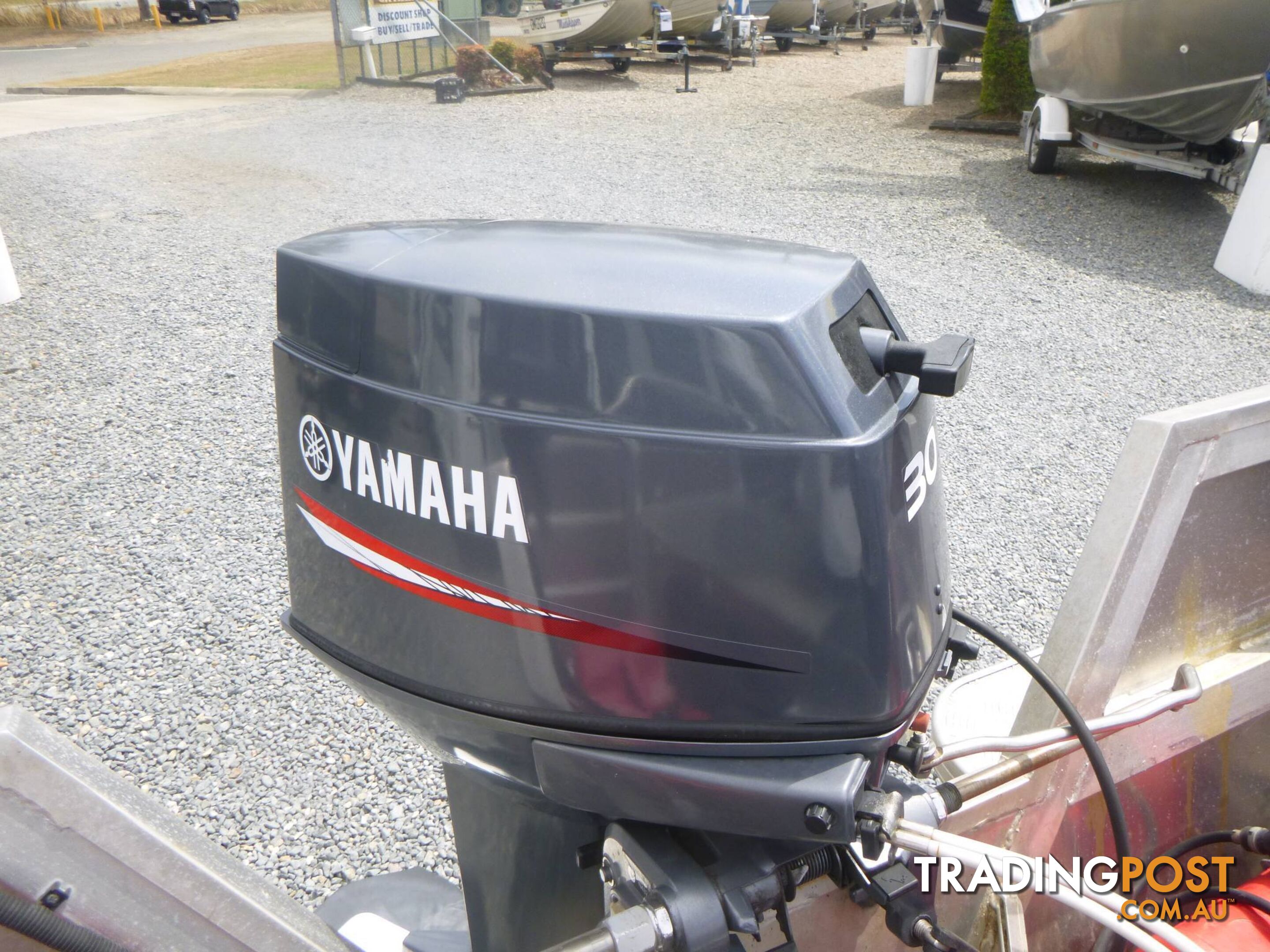 STESSCO CATCHER 429 SIDE CONSOLE RUNABOUT-30HP YAMAHA AND TRAILER 2014