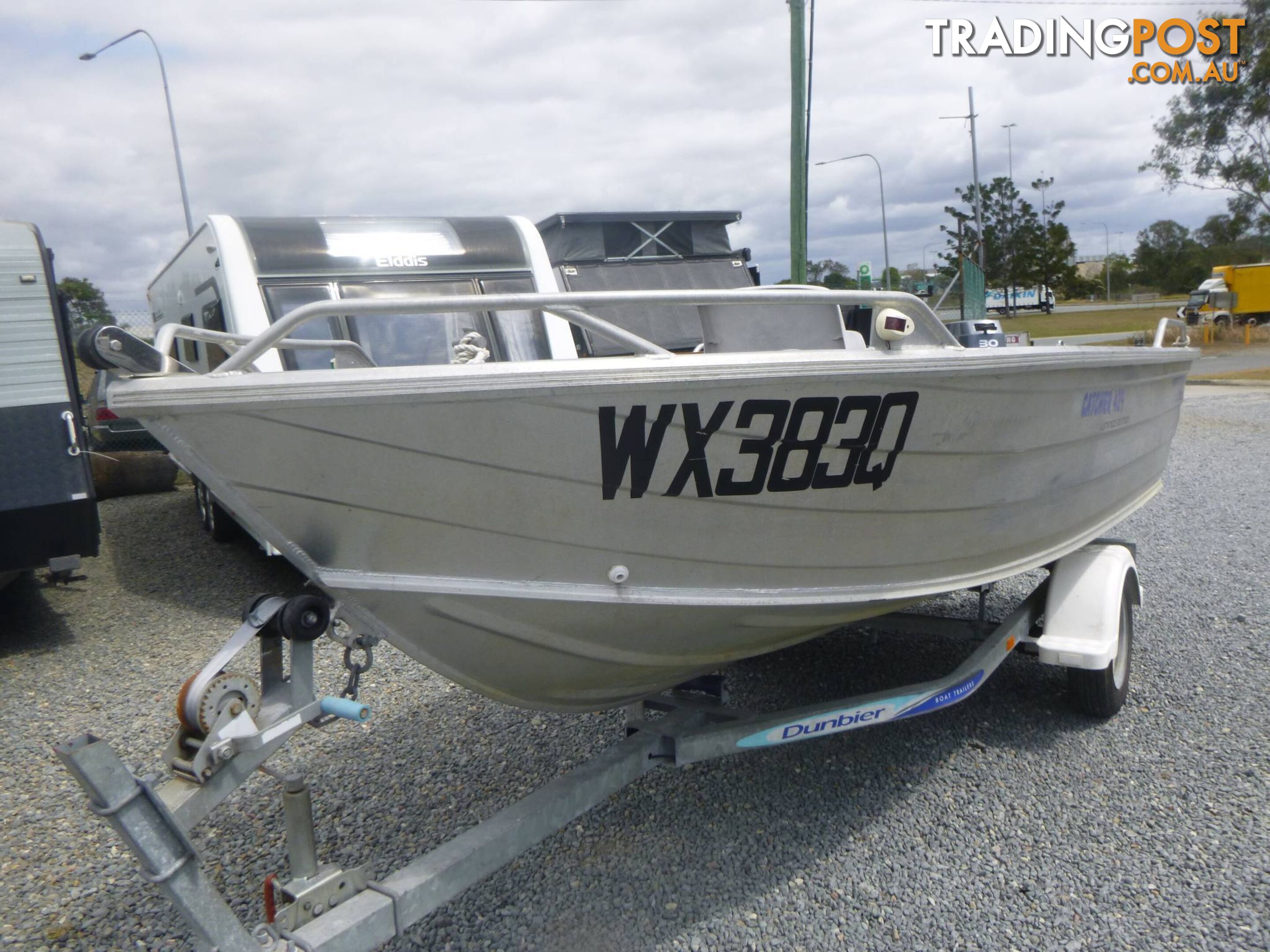 STESSCO CATCHER 429 SIDE CONSOLE RUNABOUT-30HP YAMAHA AND TRAILER 2014