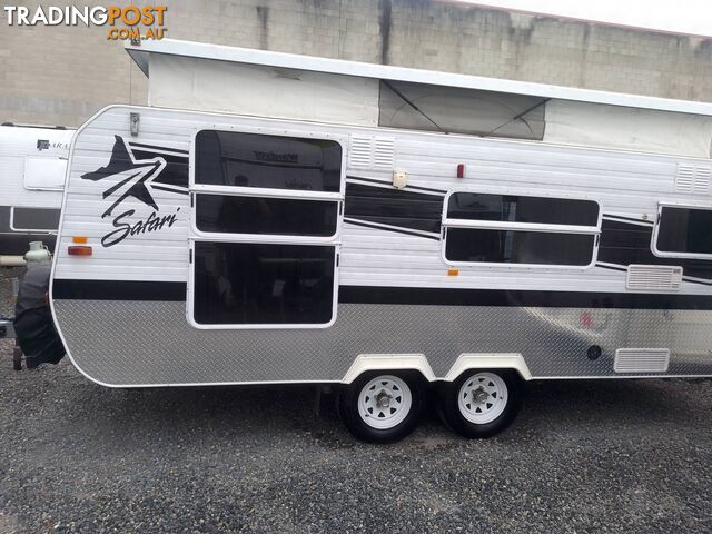 ROADSTAR VOYAGER 18FT TOURING CARAVAN