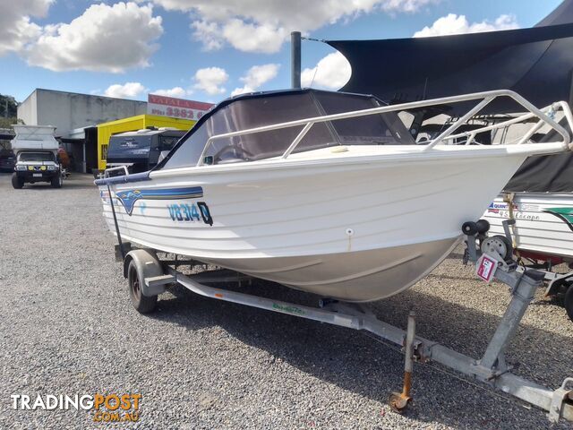 QUINTREX SEABREEZE 5M RUNABOUT - 90HP YAMAHA 2-STROKE AND TRAILER