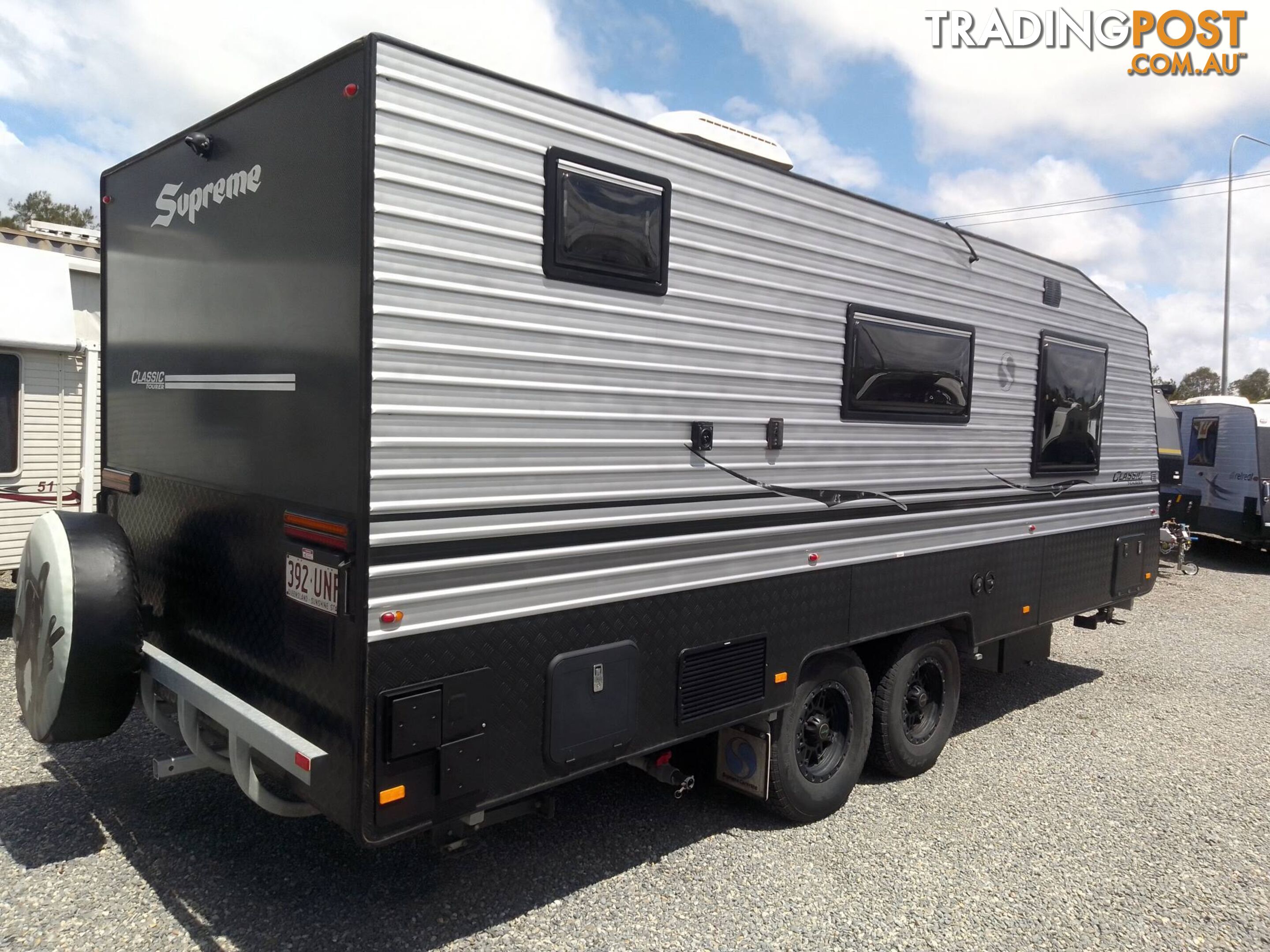 SUPREME CLASSIC TOURER 22FT OFF-ROAD CARAVAN