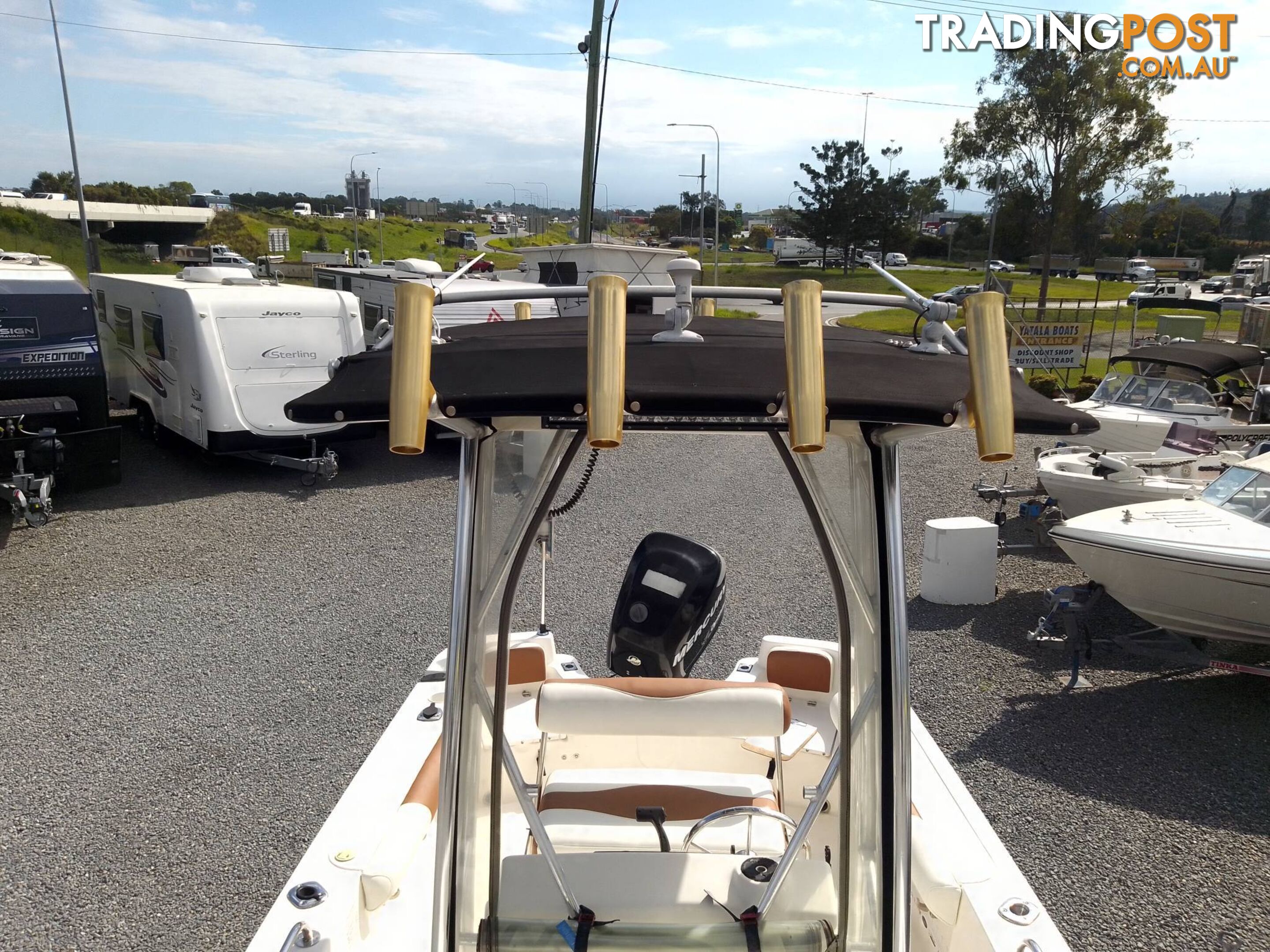 TROPHY 1703 CENTRE CONSOLE - 115HP MERCURY OPTIMAX AND TRAILER