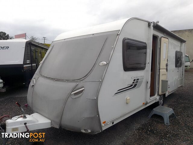 SWIFT CHARISMA TOURING CARAVAN 2009 5.5M