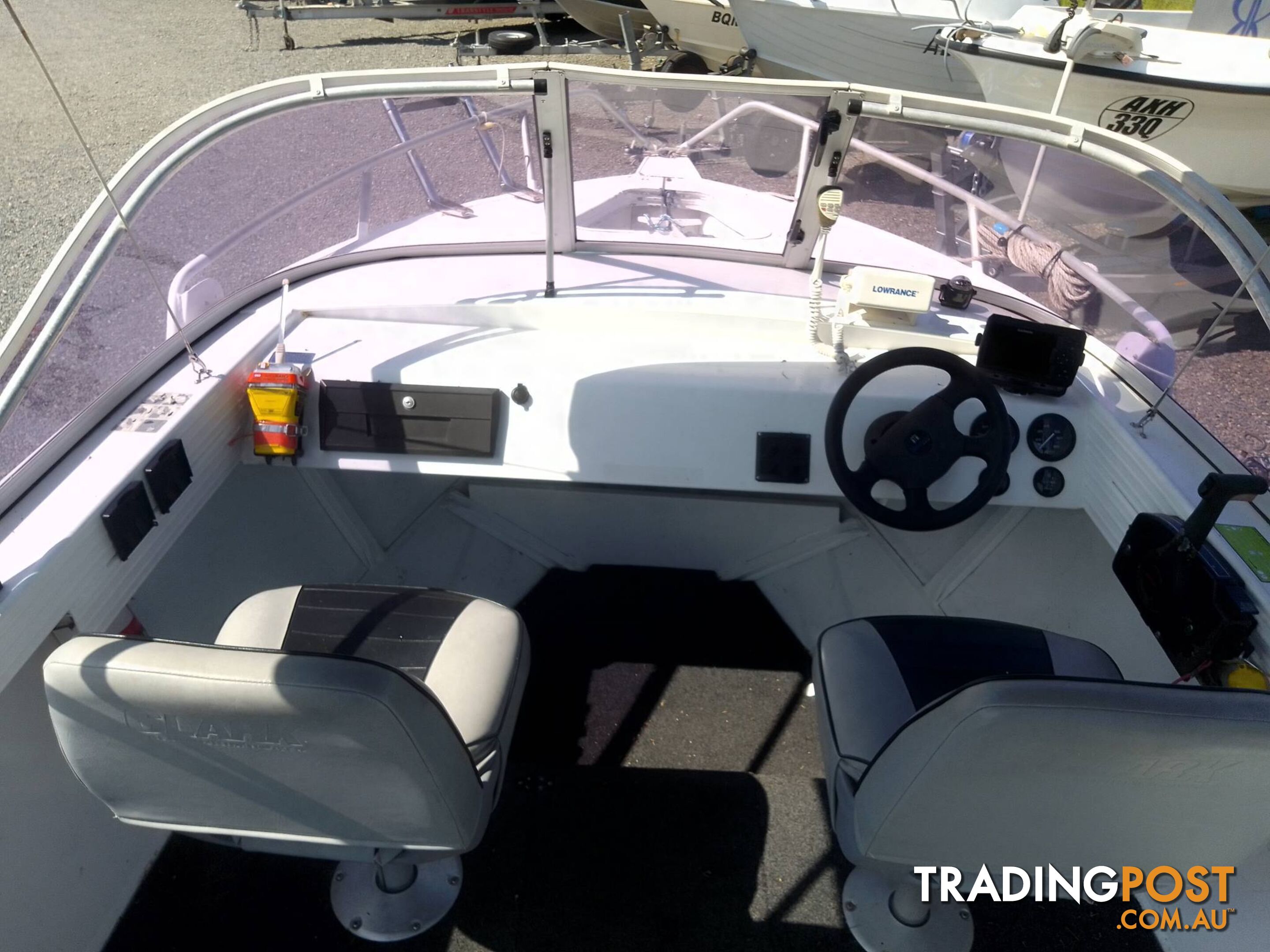 2013 CLARK 455 NAVIGATOR WITH 60HP MERCURY OUTBOARD AND TRAILER