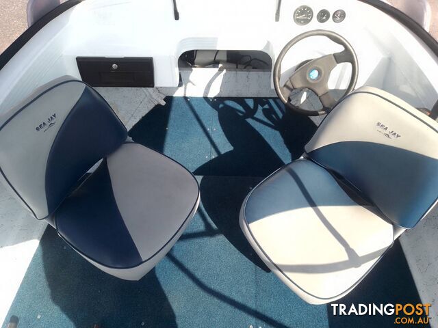 SEA JAY CLASSIC 4.3M RUNABOUT-40HP TOHATSU 2 STROKE AND TRAILER