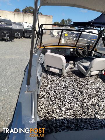 QUINTREX 430 FISHABOUT -50HP YAMAHA 4 STROKE AND TRAILER