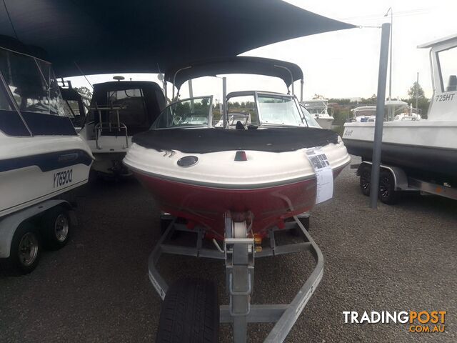 USED SEA RAY BOATS 5.30M 2006 POWERED BY 3 LITRE MERCRUISER - photo 3 of 12