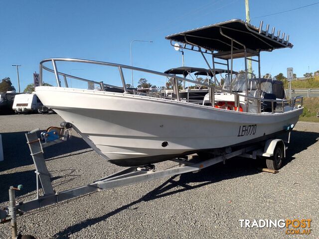 SOUTHWIND GRP UB670 CENTRE CONSOLE BANANA 6.7M-YAMAHA 50HP 4 STROKE AND TRAILER