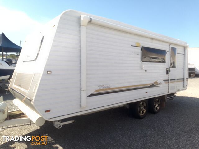 PARAMOUNT CLASSIC 21.5FT SEMI OFF-ROAD TOURING CARAVAN