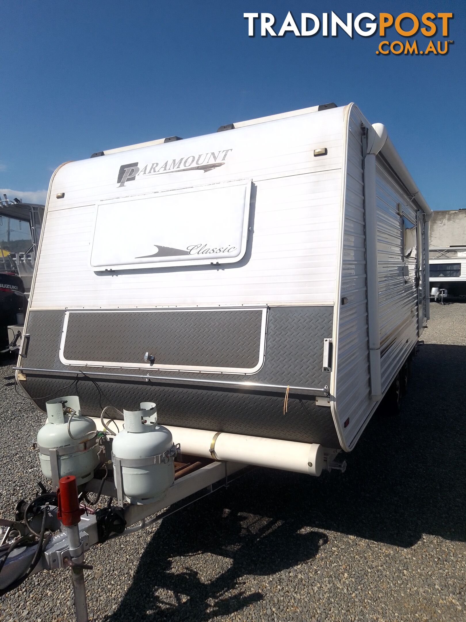 PARAMOUNT CLASSIC 21.5FT SEMI OFF-ROAD TOURING CARAVAN