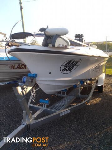 CRUISE CRAFT 6M CENTRE CONSOLE-200HP MERCURY 2 STROKE AND TRAILER