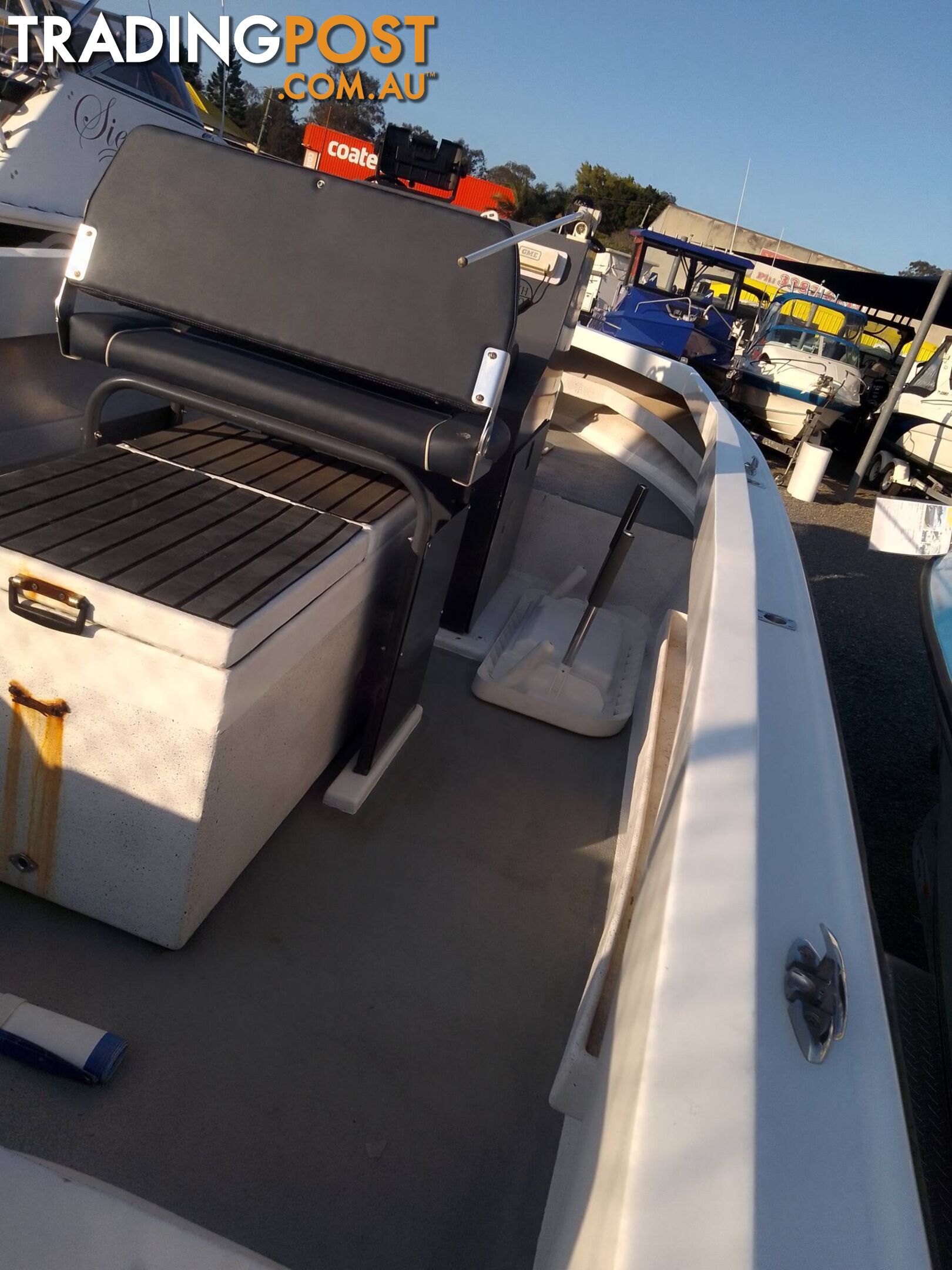 CRUISE CRAFT 6M CENTRE CONSOLE-200HP MERCURY 2 STROKE AND TRAILER