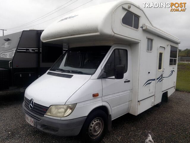 MERCEDES-BENZ SPRINTER MOTORHOME 21FT