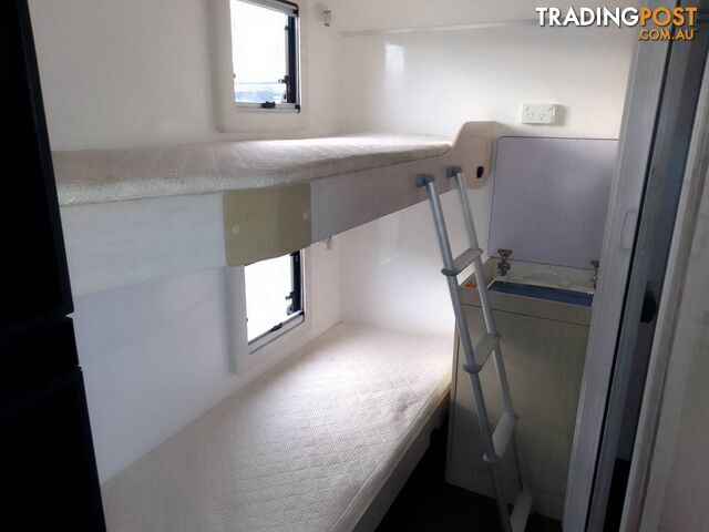 GOLD STAR 20FT FAMILY TOURING BUNK CARAVAN