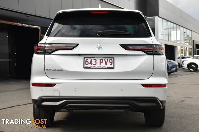 2025 MITSUBISHI OUTLANDER ES 2WD ZM MY25 WAGON - photo 5 of 22