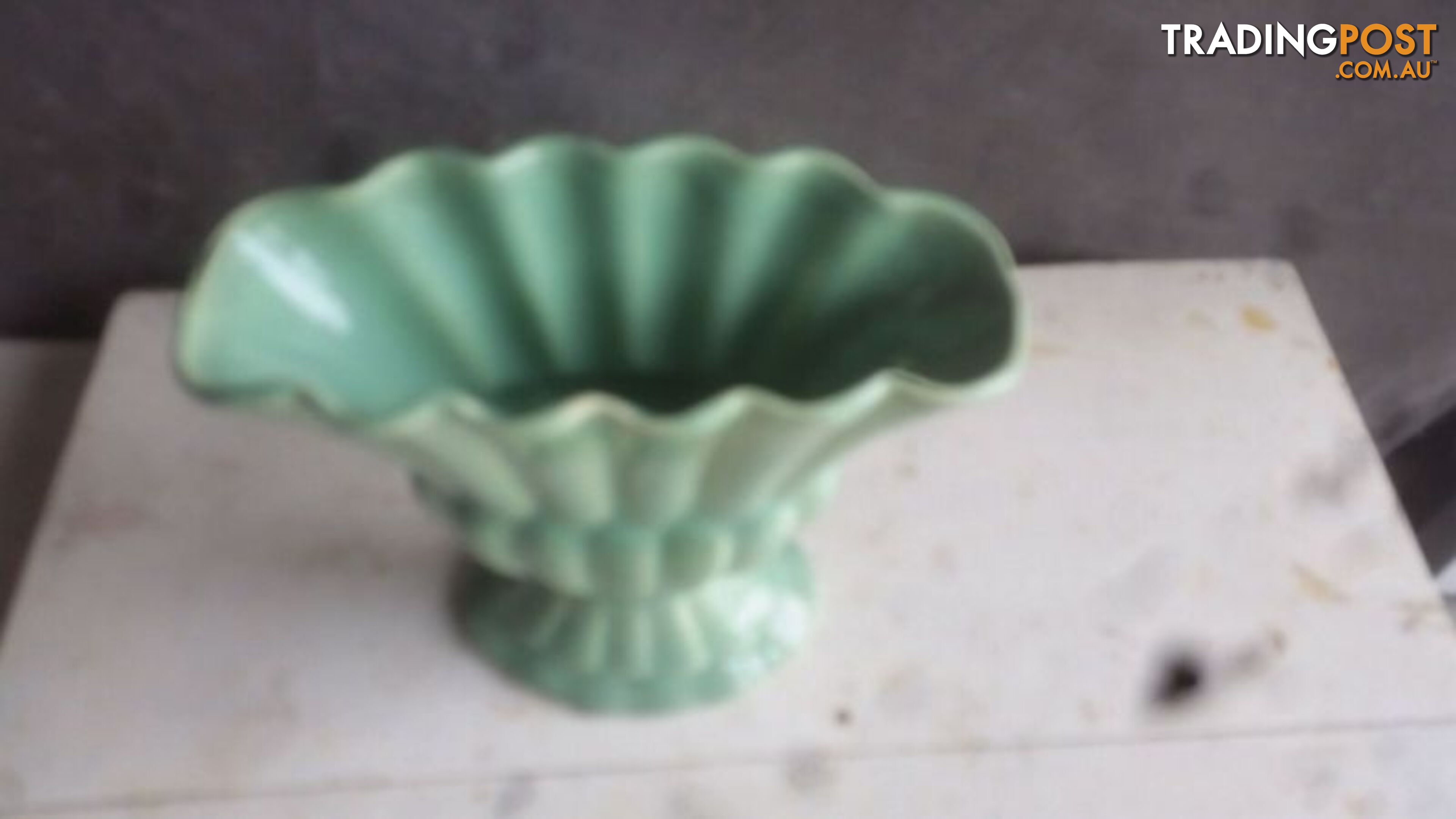 CASEY VASE OZ POTTERY