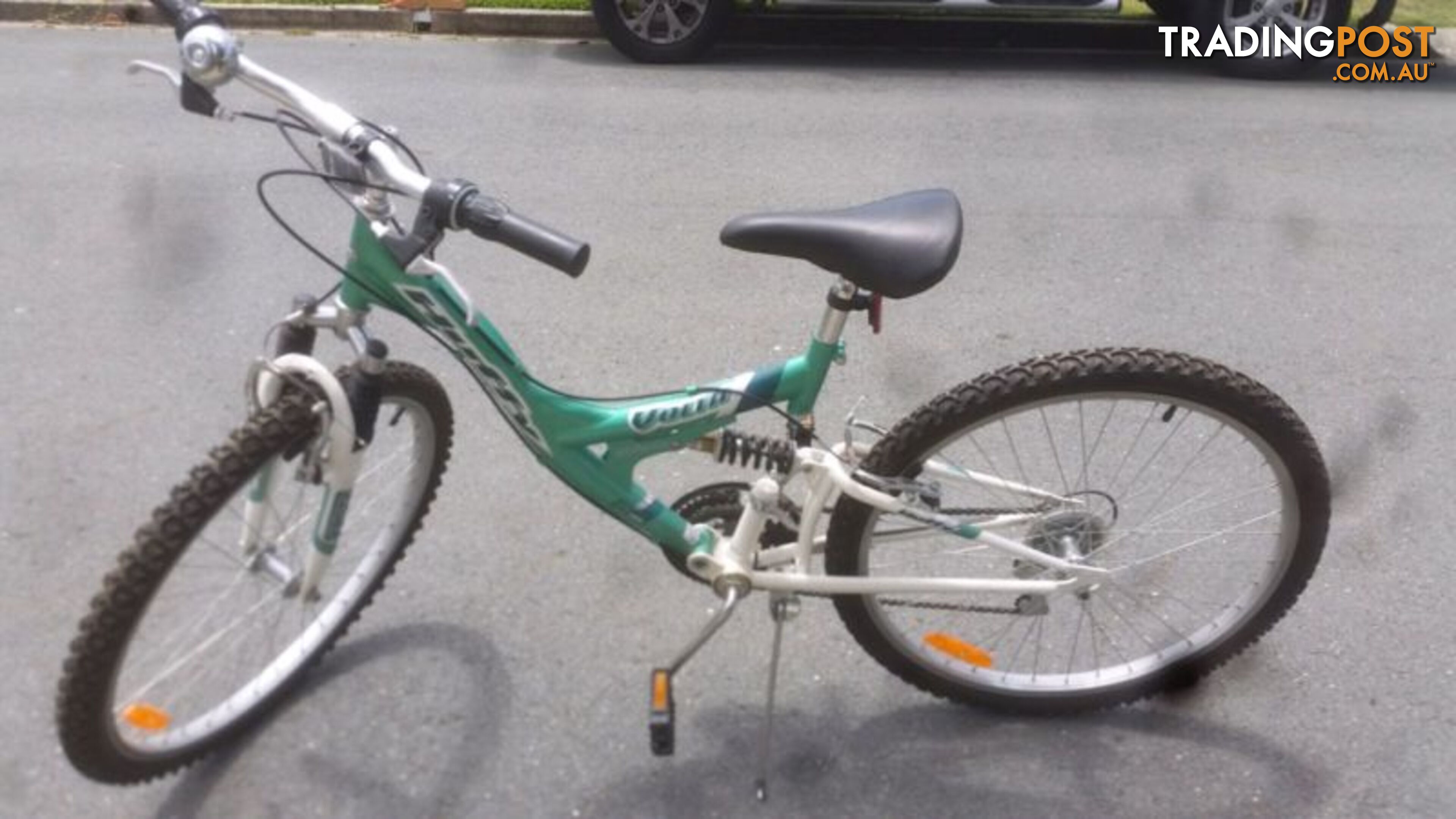 LADIES VOLTA MOUNTAIN BIKE NEW