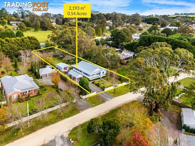 7 Urquhart Street GORDON VIC 3345