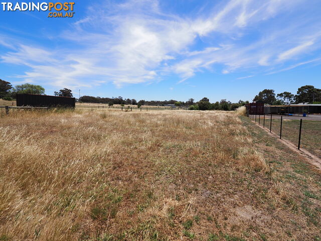 14 Gladstone Street TALBOT VIC 3371 - photo 3 of 6