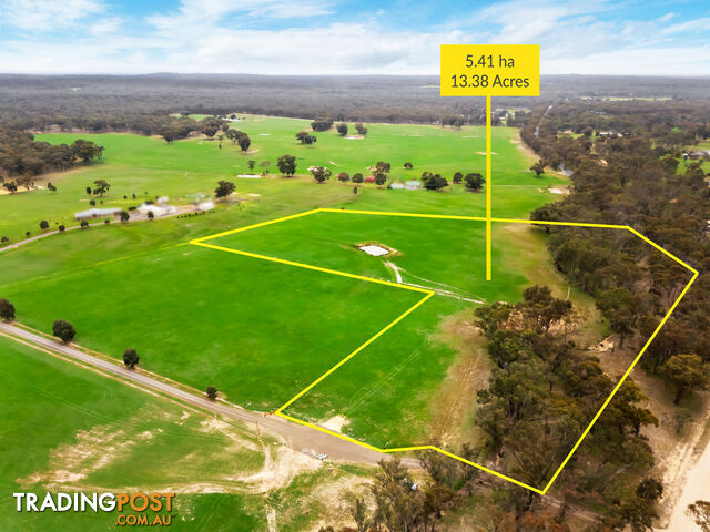 10 Blacksmith Gully Road DAISY HILL VIC 3465